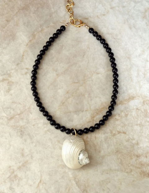 Black Bead Shell Necklace