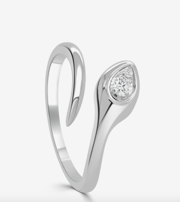 Gold and Diamond Serpent Ring